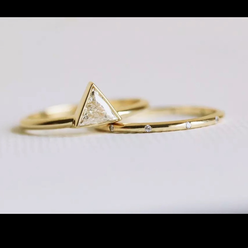 MADALENA ♡  Geometric Crystal 2 Rings GIFT SET - Picture 3 of 7